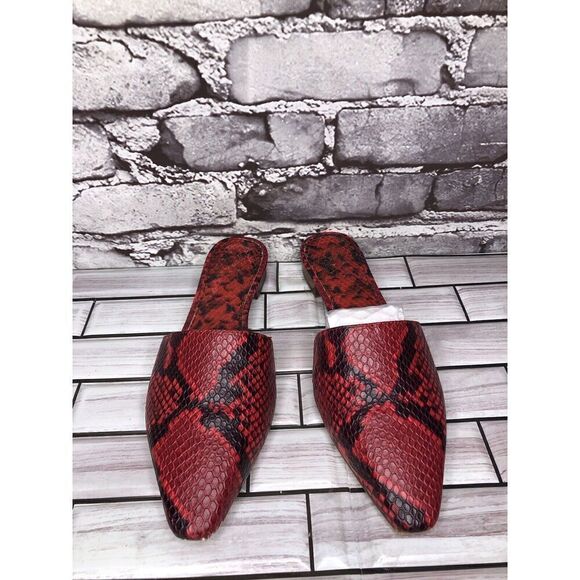 Vince Camuto Felinial Red Leather Snake Print Mule Flats Shoes Women 6M US/36.5 - Picture 1 of 16